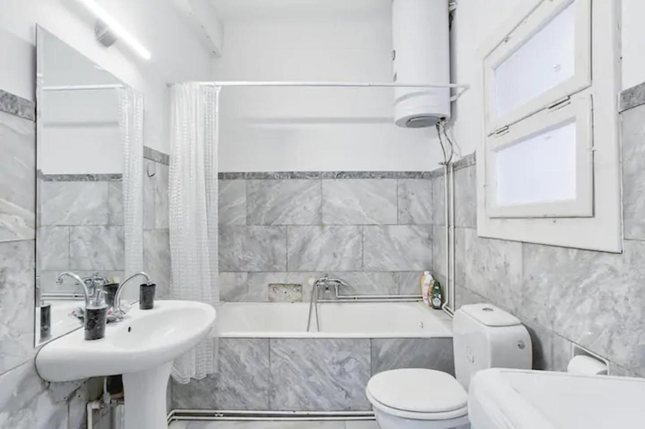 アテネ4Bdr Amazing Spacious Full Apt In Plakaアパートメント エクステリア 写真